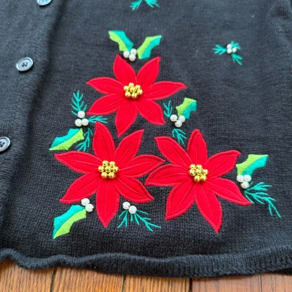 Crystal Kobe Poinsettia Christmas Sweater - Picture 3 of 9
